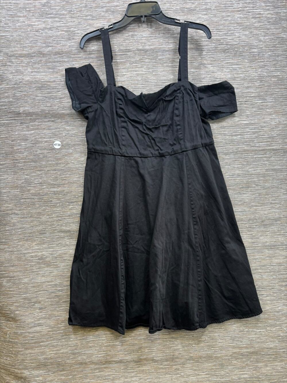 Torrid Cold Shoulder Mini Dress Womens Size 16 Black Casual Back Zip